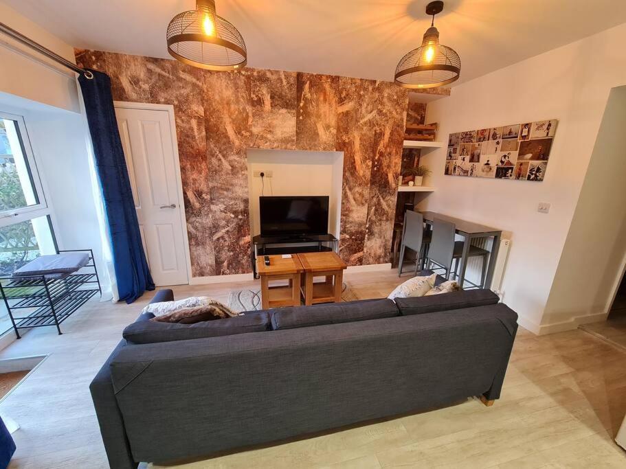 Luxurious Apartment With View Of Carn Brea Redruth Εξωτερικό φωτογραφία