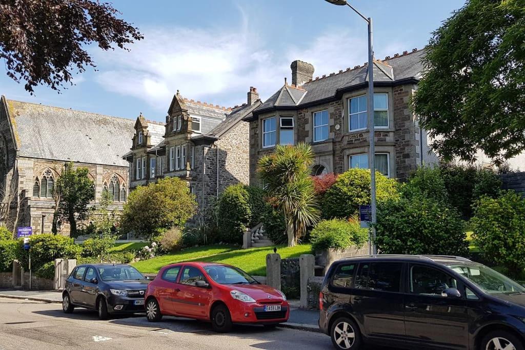 Luxurious Apartment With View Of Carn Brea Redruth Εξωτερικό φωτογραφία